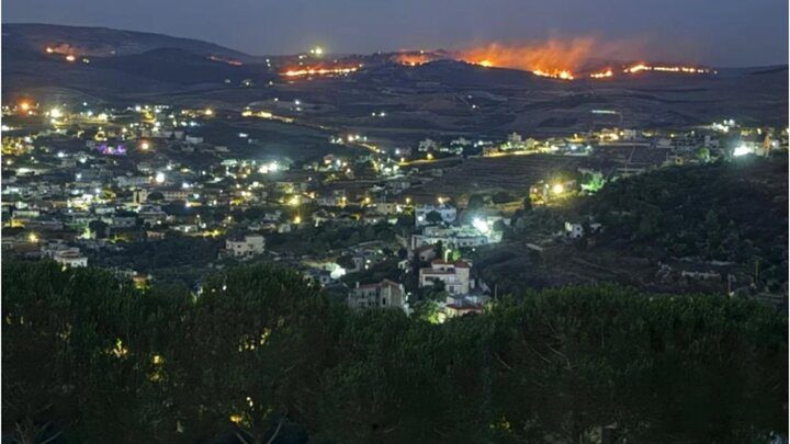 Israeli artillery and air attacks hit southern Lebanese towns